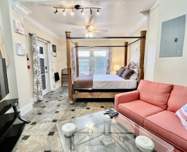 Executive Modern Studio – 1 Bath