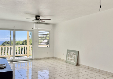 Nice unfurnished 2 Bedroom 1 bath.